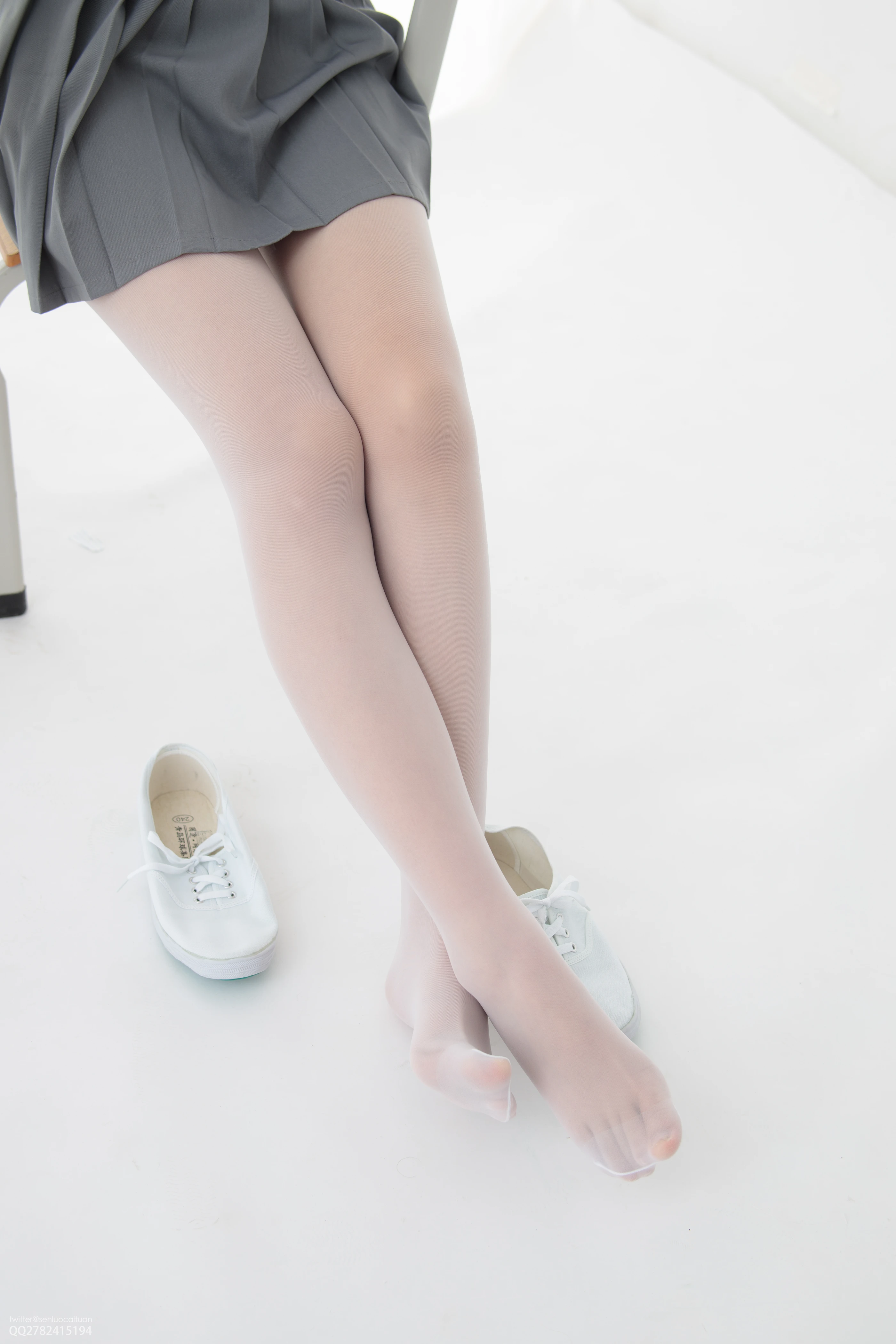 森萝财团 JKFUN 白丝网鞋合辑-1 [56P 1V]插图5